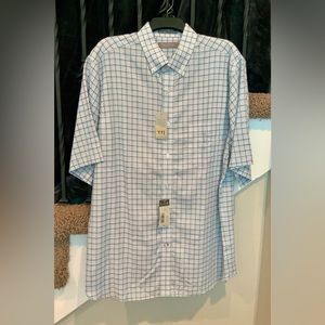 Mens BRAND NEW Size Large Short Sleeve Shirt.   #771